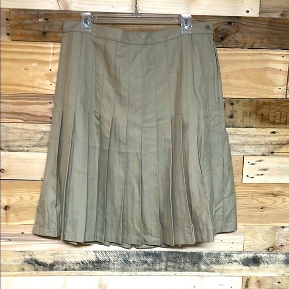 Lands' End size 12 Khaki Color A-Line Pleated Midi Skirt with Button & Side Zip - Picture 1 of 8